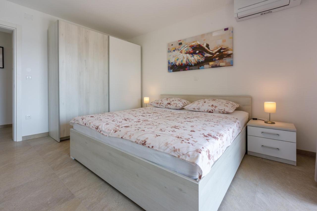 Anton 3 Apartment Crikvenica Exterior photo